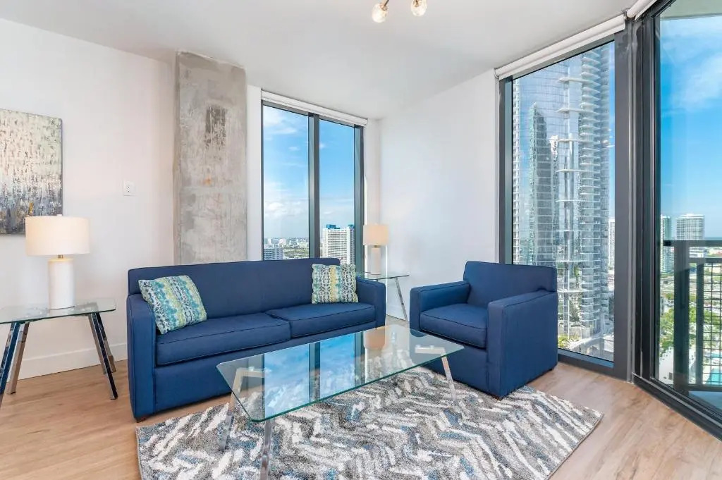 Global Luxury Suites Miami Worldcenter