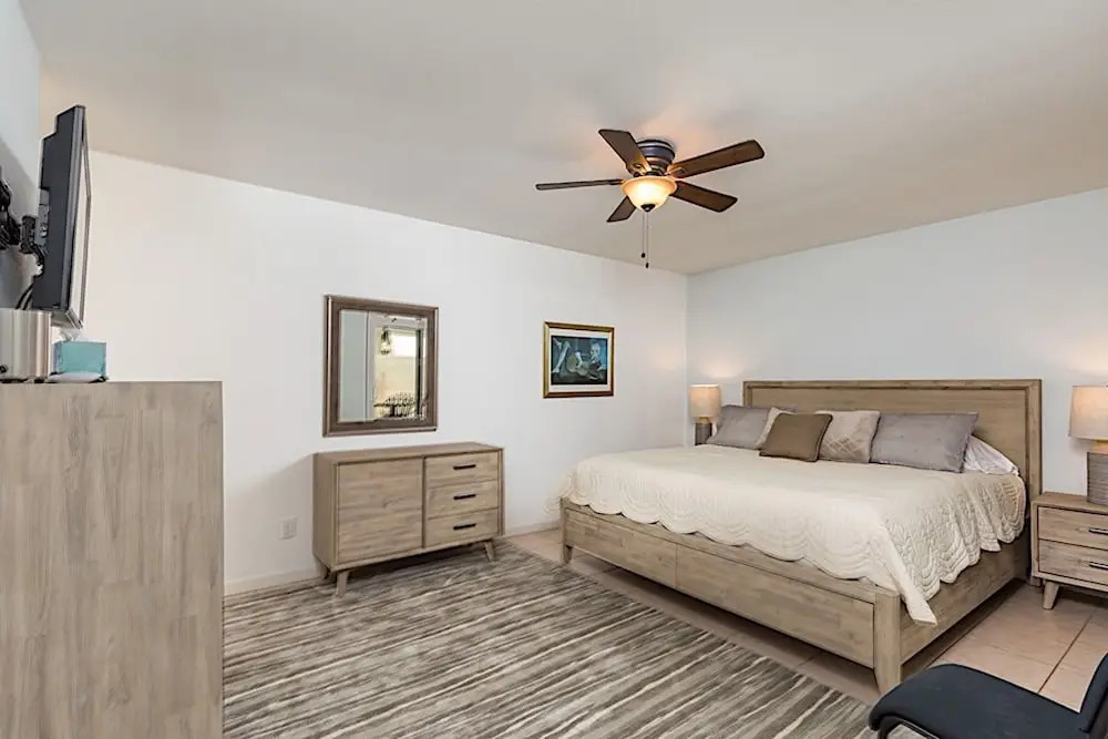 Bluebell Retreat 2BR by Casago