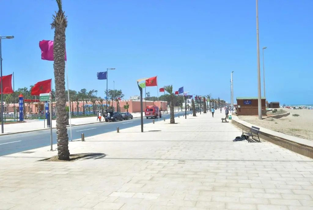 Appartement 2 chambres tout confort, Plage de SAÏDIA à 700m, CLIM, WIFI, parking gratuit
