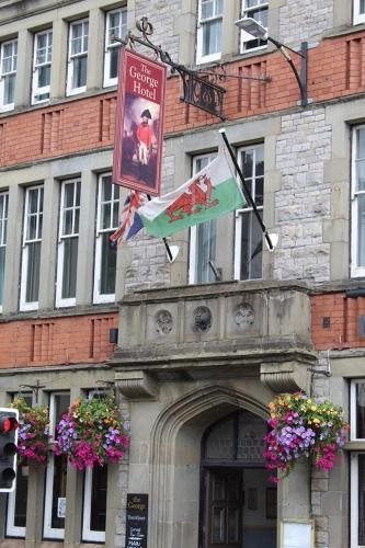 The George Hotel