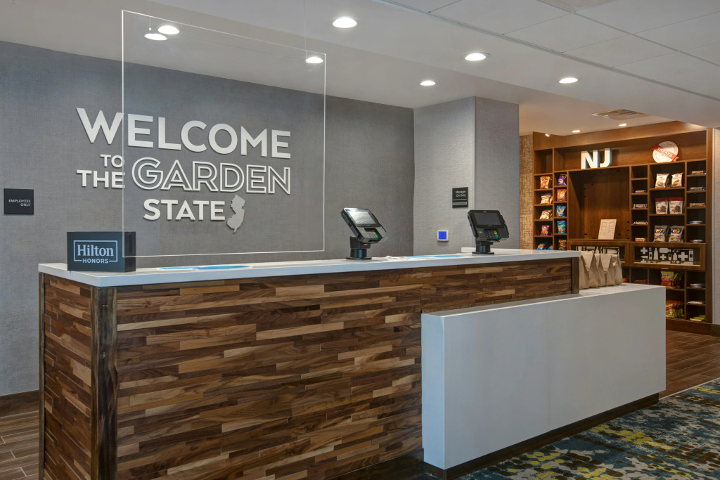Hampton Inn & Suites Deptford, Nj