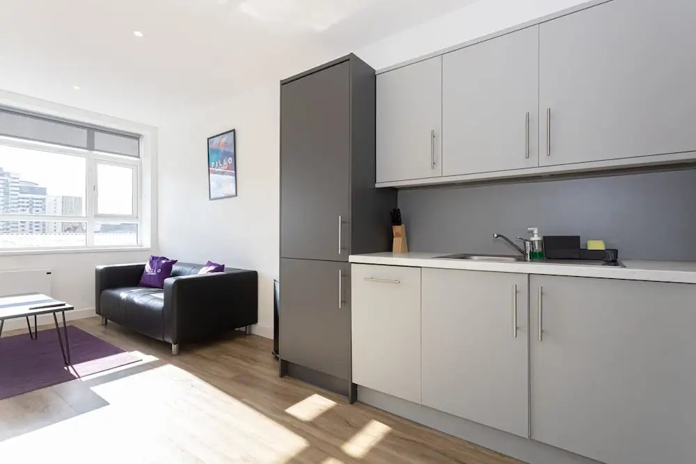 Modern, Stylish 1BR Apartment Nearby AO Arena