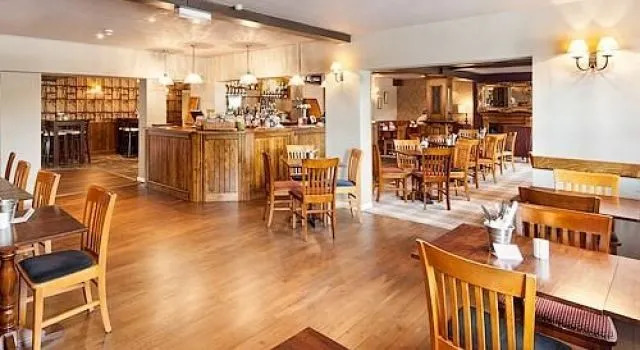 The White Rose Hotel