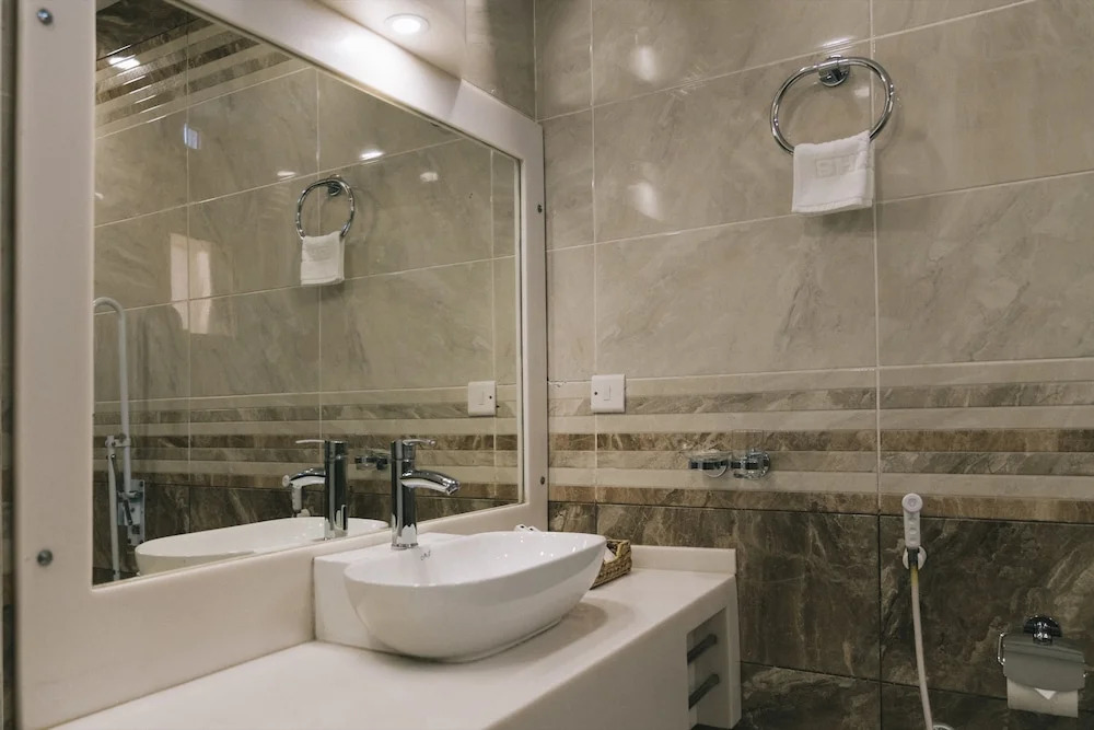 Juman Hotel