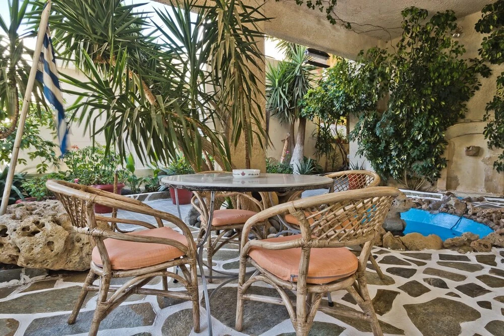 Philoxenia Apartments