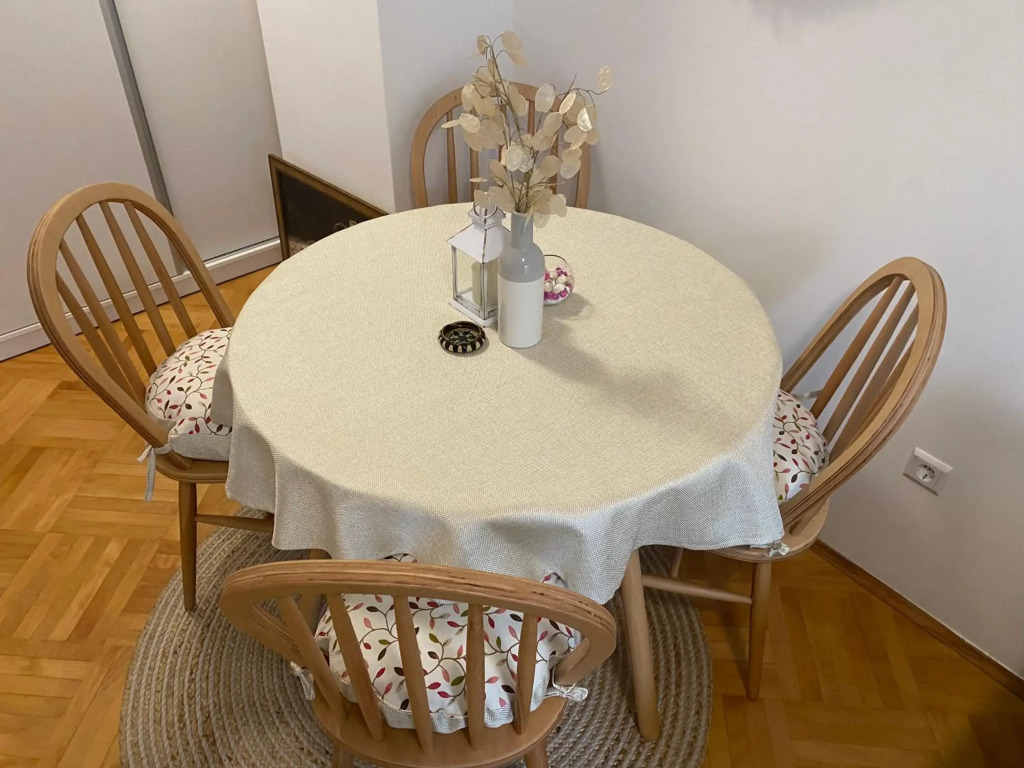Apartment 11