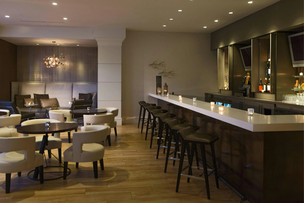 Renaissance Meadowlands Hotel
