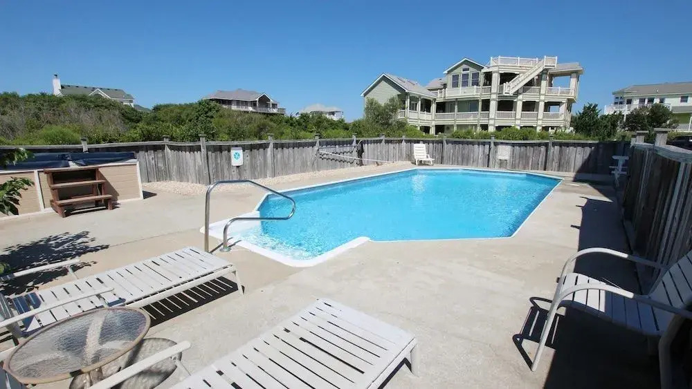 Corolla Otter - 7 Br Home