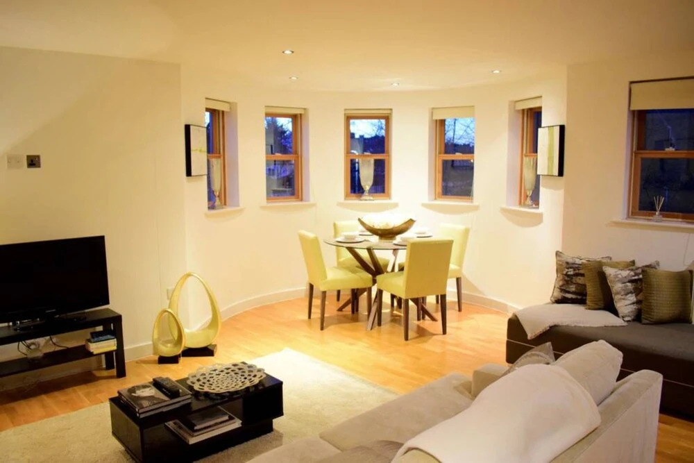 2 Bedroom Flat Sleeps 4 in Balham