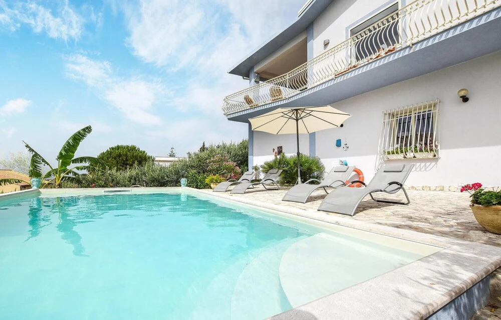 Beautiful Home in Castellammare d. Golfo With Wifi, Private Swimming Pool and Outdoor Swimming Pool