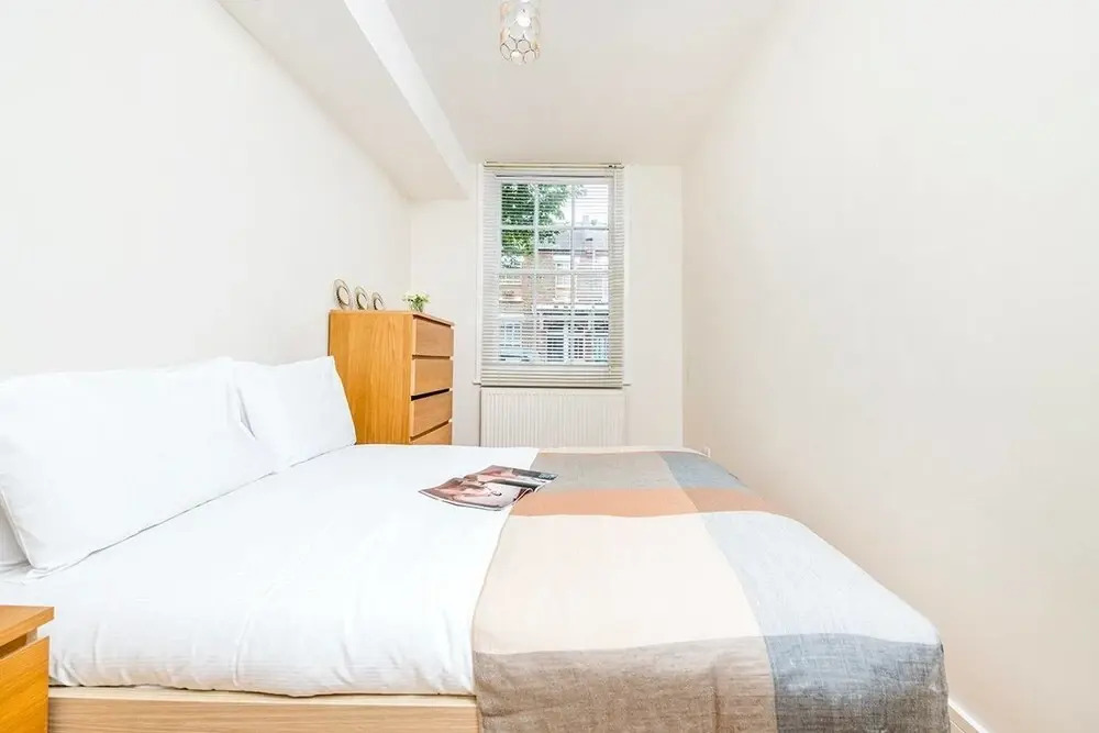 Lovely 2BR Garden Flat in Battersea