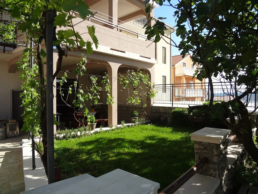 Apartment Milojka