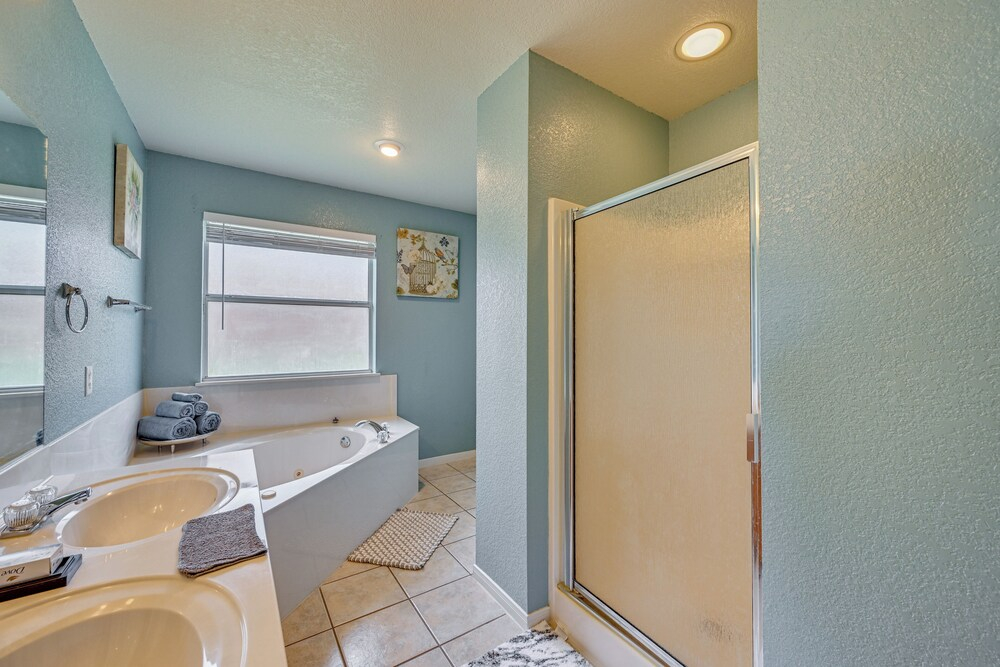 8 Mi to Fort Hood! Family Home w/ Patio & Yard