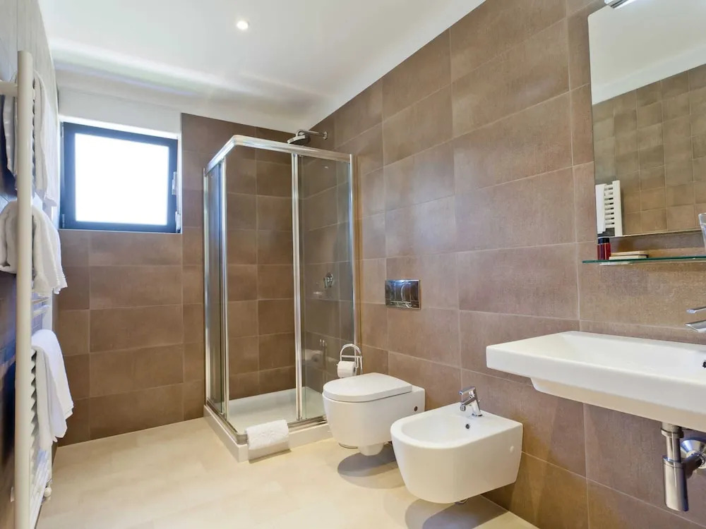 Villa in Novigrad With Pool & Rooftop Terrace