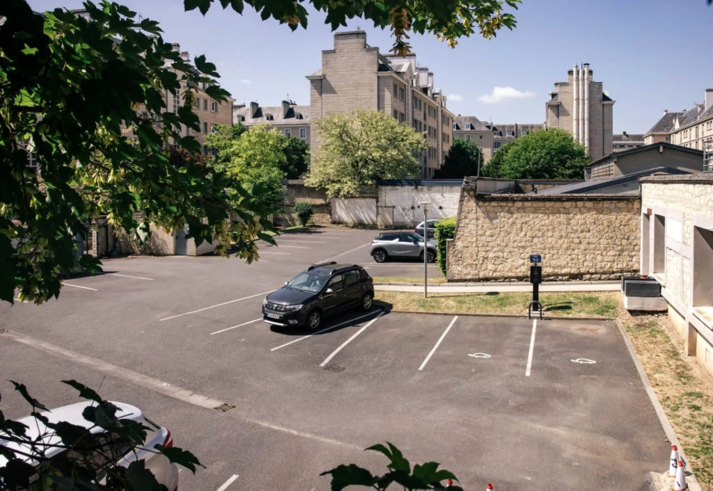B&B HOME Caen Centre Gare