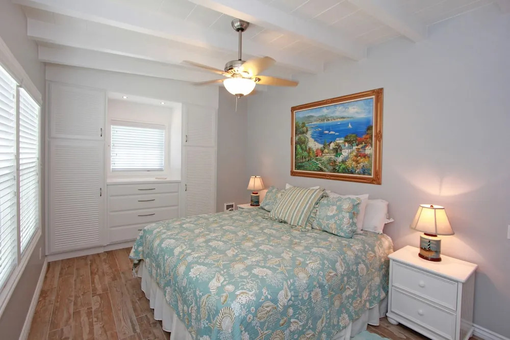 Miramar (68104) - 3 Br home by RedAwning