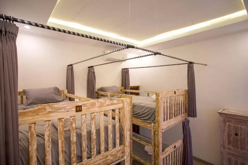 Seven Angels Villa and Hostel