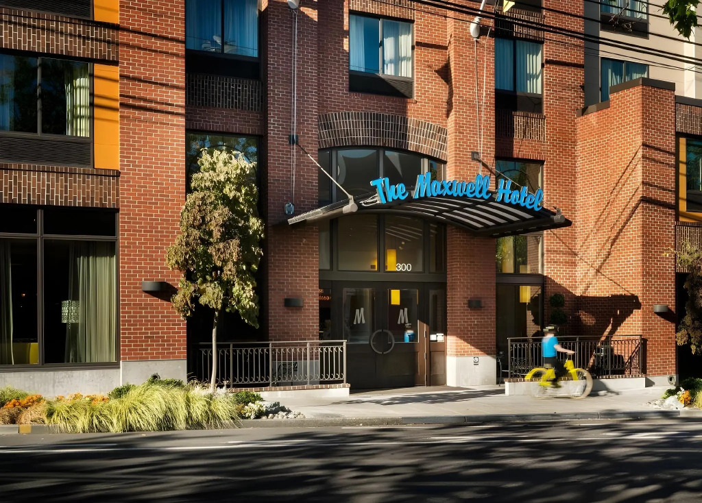 Staypineapple, The Maxwell Hotel, Seattle Center Seattle