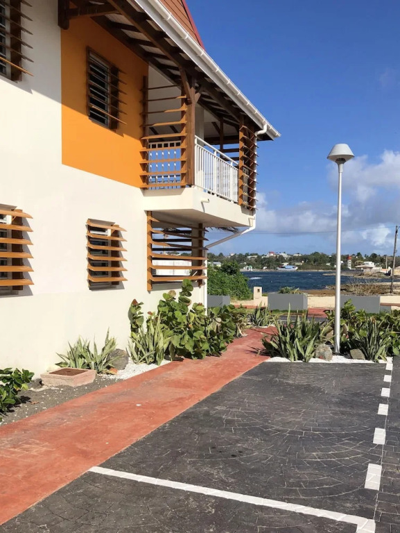 Apartment with One Bedroom in Le Moule, with Wonderful Sea View, Furnished Terrace And Wifi - 30 M From the Beach