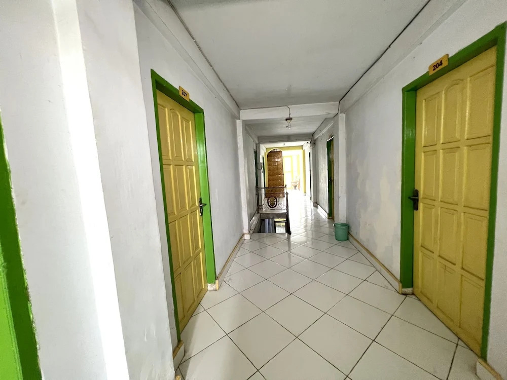 Hotel O Wisma Aliyah Near Sidrap