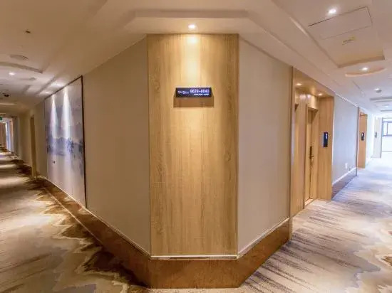 Qingmu Select Hotel (Nanjing Olympic Sports Exhibition Center store)