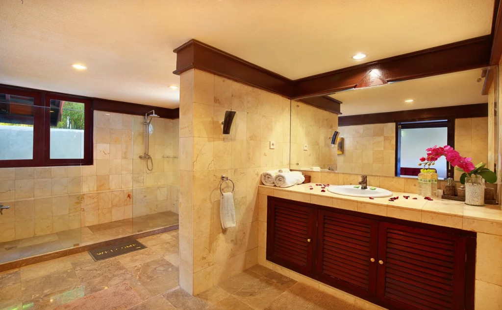 Alysha Villa Seminyak Beachside By Bali Asia Villa