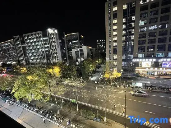Youyoujia Holiday Villa (Hangzhou Zhejiang University Zijin Harbor Xixi Sky Street)