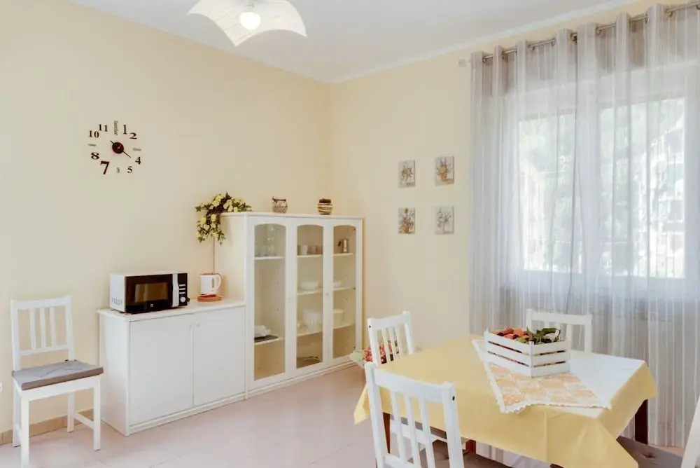 Splendido Appartamento con giardino e 3 posti auto