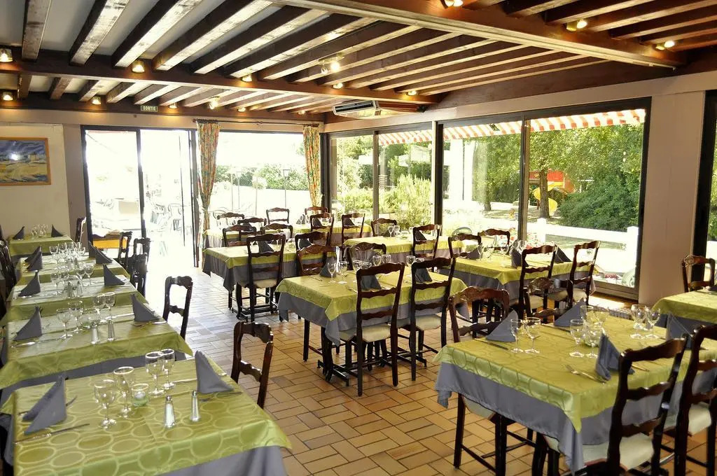 Hôtel Restaurant Le Relais De Pouilly