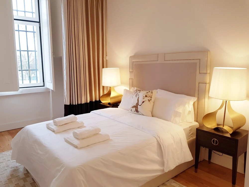 Lisbon Finestay Santana