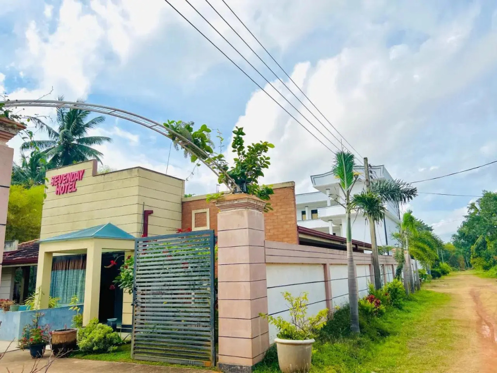 Sevenday Hotel