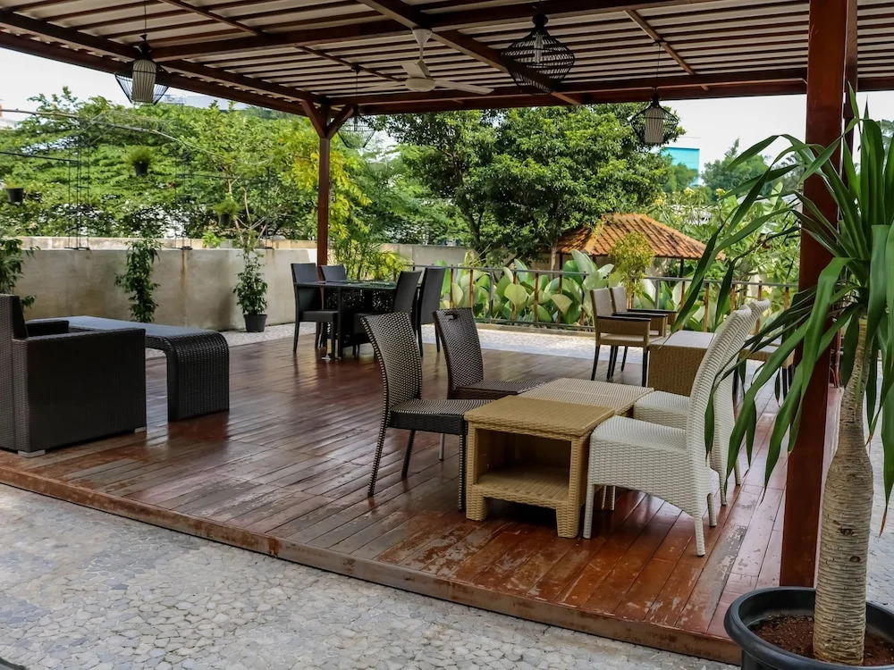NIDA Rooms Pejatan Barat Pasar Minggu