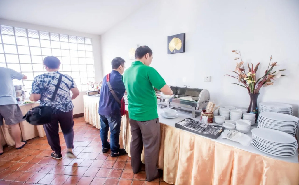 Chiang Roi 7 Days Inn