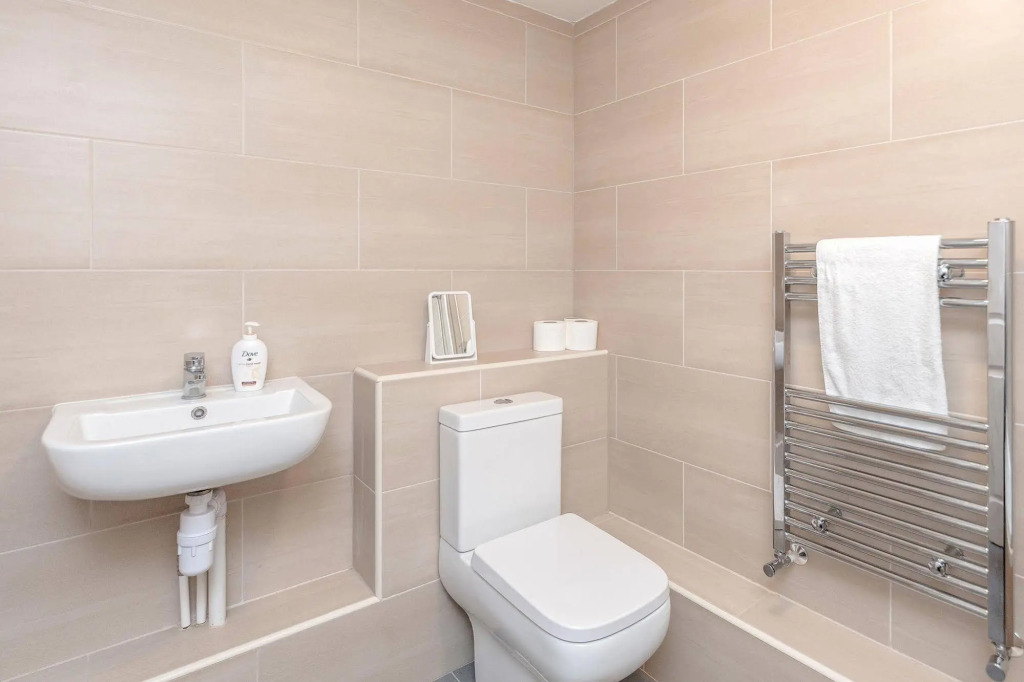 Royal Apartments - Heathrow