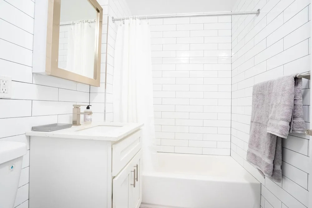 Two Bridges Apartments 30 Day Rentals