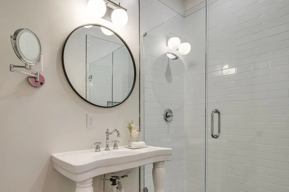 Private Suite in Historic Austin B&b: Sleeps 4!