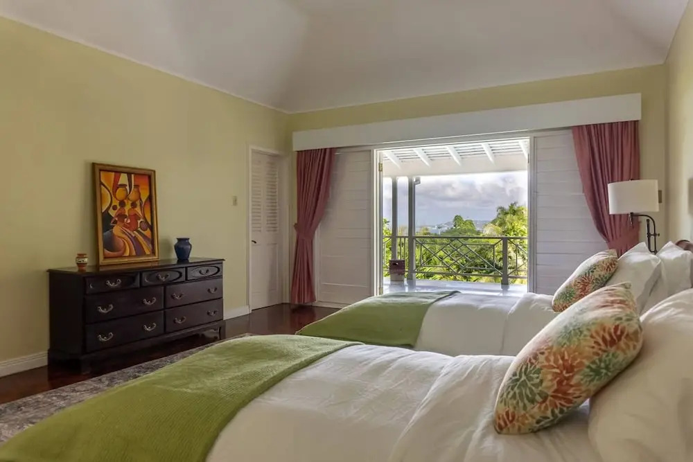 Secluded 3BR Garden Villa Pool Ocean Views