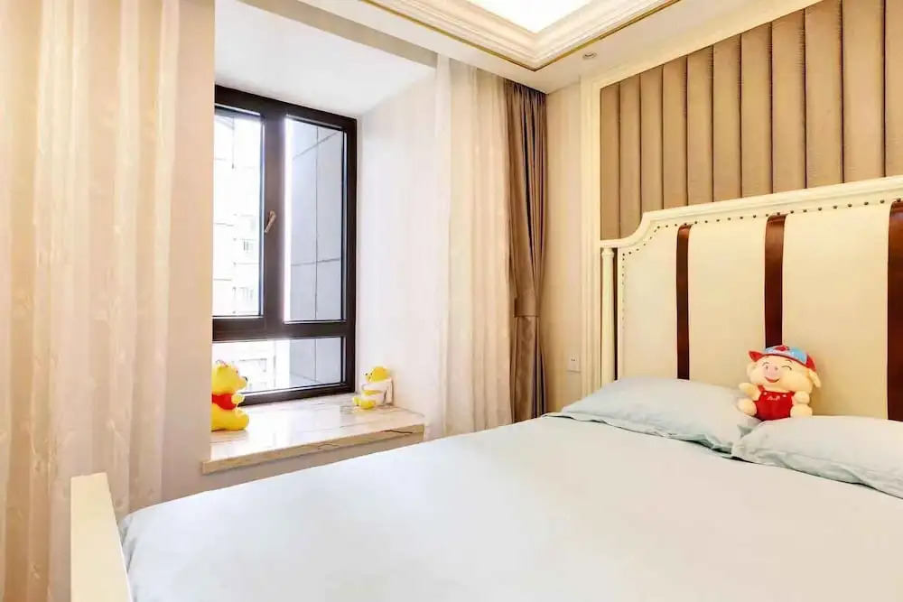 American Light Luxury Style High end Apartment Near Tiananmen And Houhai
