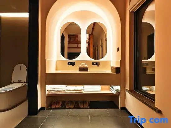 Qingmo · Private Hot Spring · Homestay (Xinzhou Ancient City)