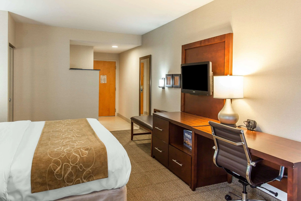Comfort Suites Ocean City West