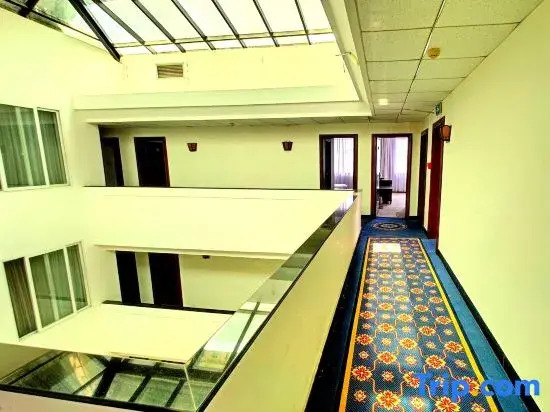 Dahua Hotel