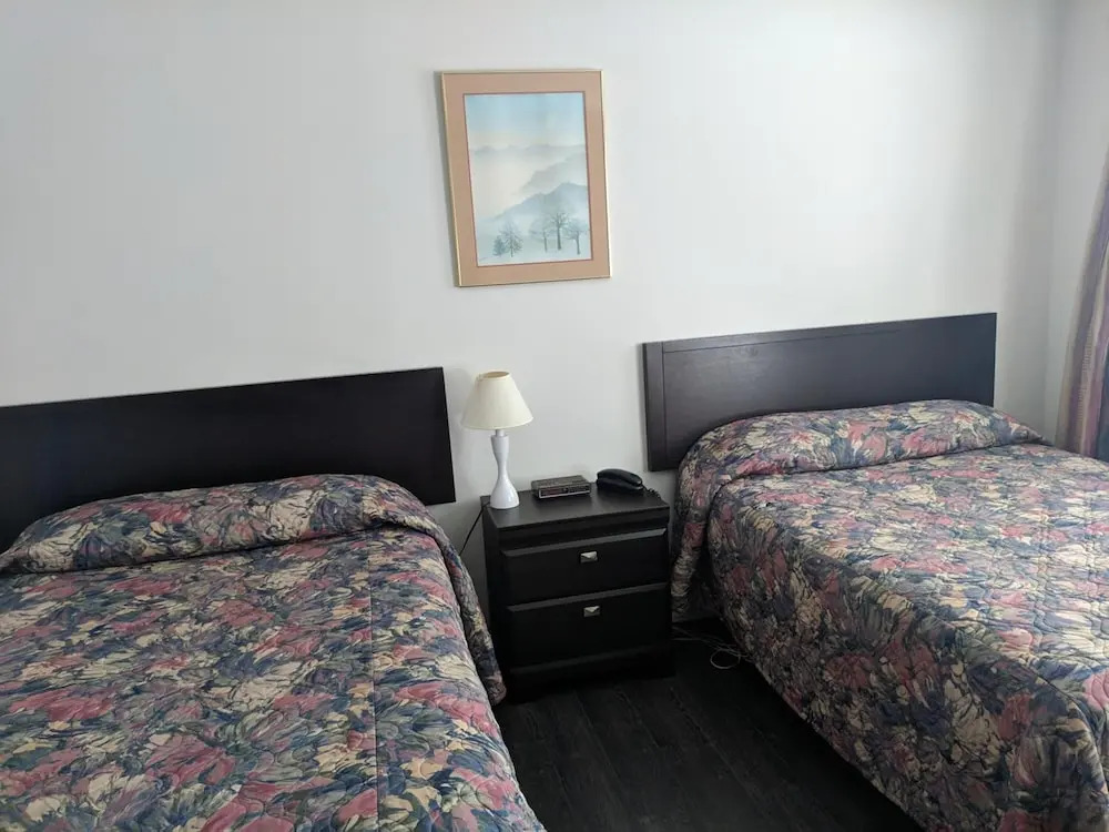 Hilltop Motel