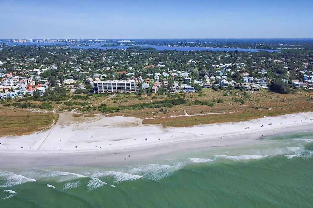 New Listing! Beachfront Gem W/ Wraparound Balcony 3 Bedroom Townhouse