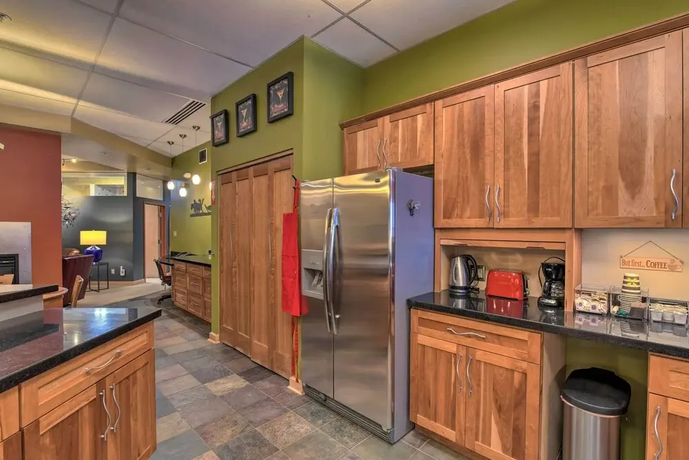 Dtwn Anchorage Getaway: 2 Adjoining Condos!