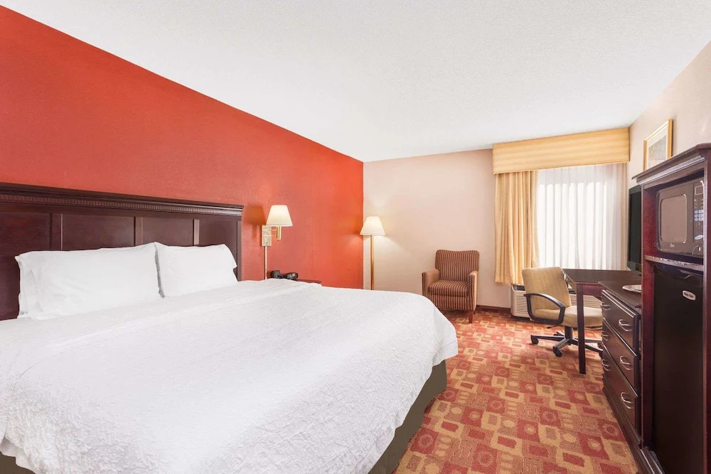 Rome Inn & Suites