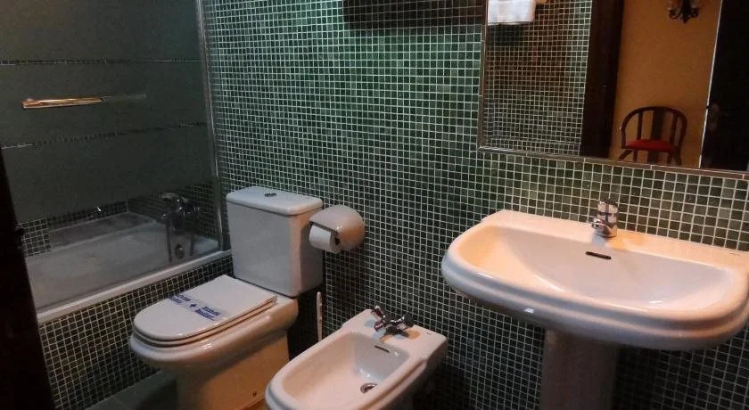 Hotel Intriago I & II