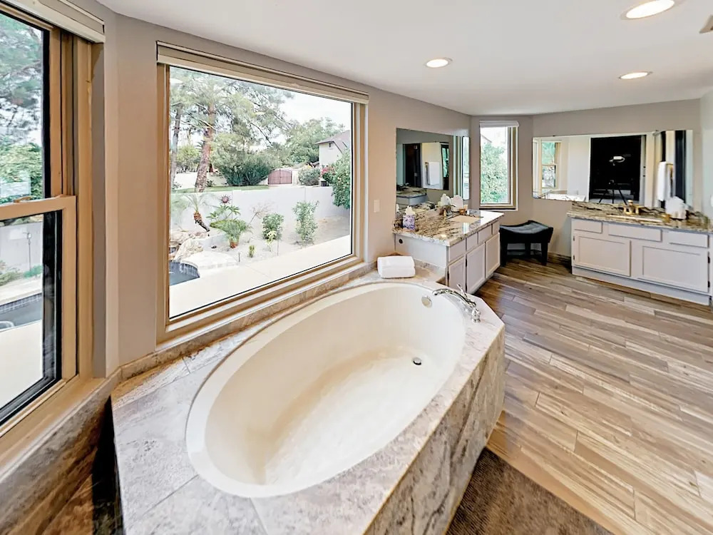 Scottsdale Oasis Home 4 Bedrooms 2.5 Bathrooms Home