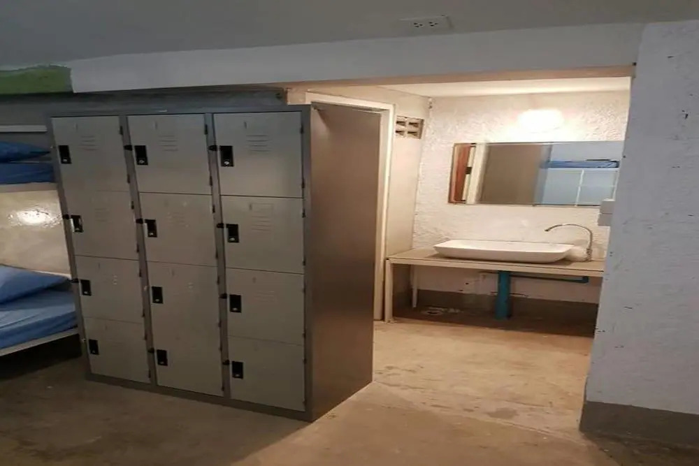 Shut Eye Party Hostel - Adults Only