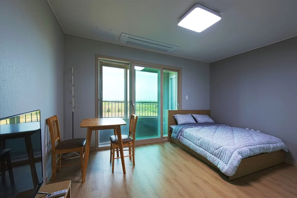 Jeju StarValley Pension