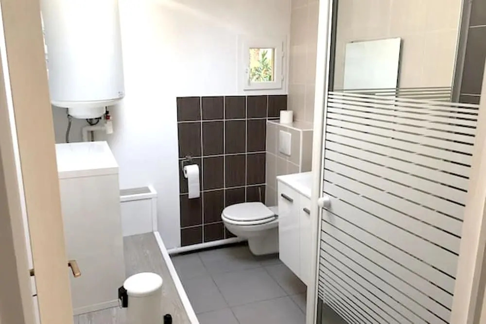 House With one Bedroom in Gémenos, With Wonderful Mountain View, Pool Access, Furnished Garden - 18 km From the Beach